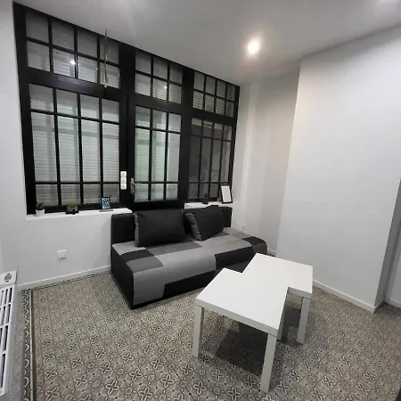 Place Du Canada 2 * Valenciennes