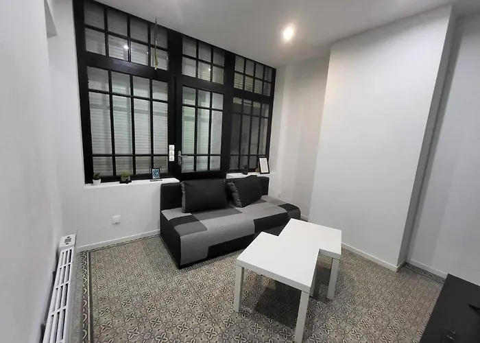 Place Du Canada 2 * Valenciennes